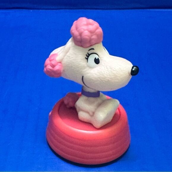 McDonald's Other - Peanuts movie FIFI caniche figure rose Happy Meal